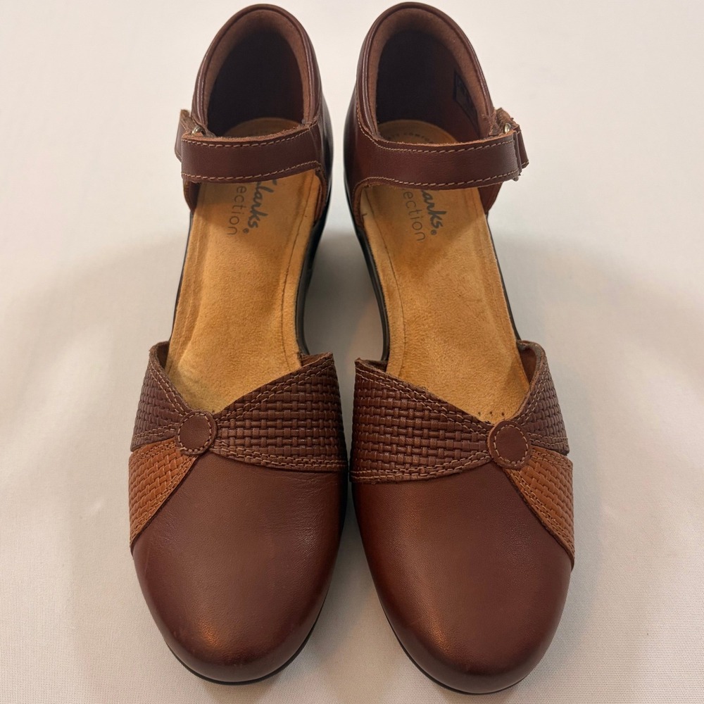 Clarks Emily Rae Mary Jane Pumps Womens 8 Tan Woven Leather Ankle Strap NWOB - Picture 2 of 8